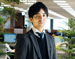 事業本部 部長 井川純一